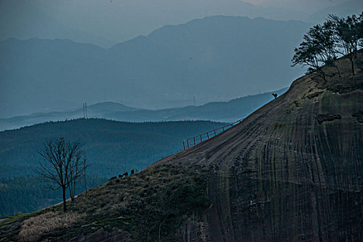 山,春天,黑山羊,栏杆,篱笆,羊,驴友,旅行,地质公园,丹霞地貌,灌木,水潭,素材,质感,设计,细腻,纹理