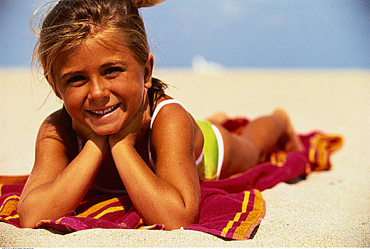 女孩,肖像,泳衣,躺着,海滩,迈阿密海滩,佛罗里达,美国