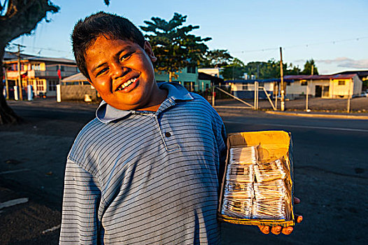友好,男孩,销售,甜食,乌波卢岛,萨摩亚群岛,南太平洋