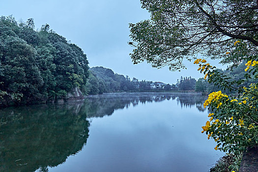 湖南省郴州市4a级景区飞天山国家地质公园夏季丹霞地貌风景