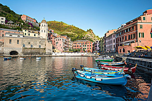 渔船,港口,维纳扎,世界遗产,五渔村国家公园,利古里亚,意大利,欧洲