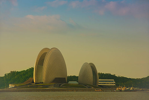 珠海市日月贝大剧院