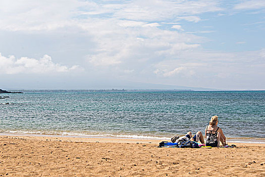 美国,夏威夷,夏威夷大岛,海滩,公园,柯哈拉海岸,情侣,放松,岸边,边缘