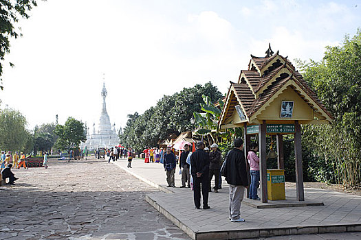 云南民族村