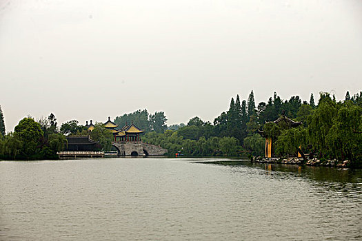 扬州瘦西湖,莲花桥