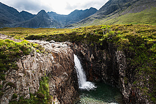 瀑布,仙女,水池,娇嫩,库林丘陵,后面,斯凯岛,苏格兰,英国,欧洲