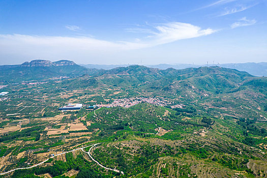 航拍济南长清山村风光