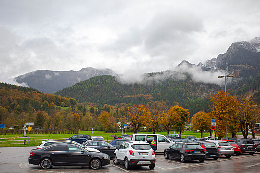 德国美丽的国王湖景区里的停车场
