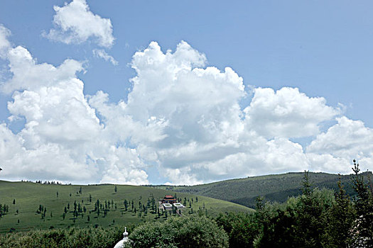 内蒙古呼伦贝尔阿尔山市的寺院