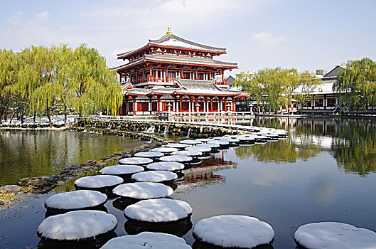 陕西西安大唐芙蓉园雪景