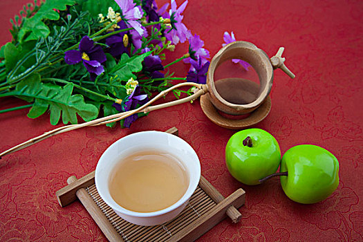 http://www.qunran.cn/html/15a4099944.html