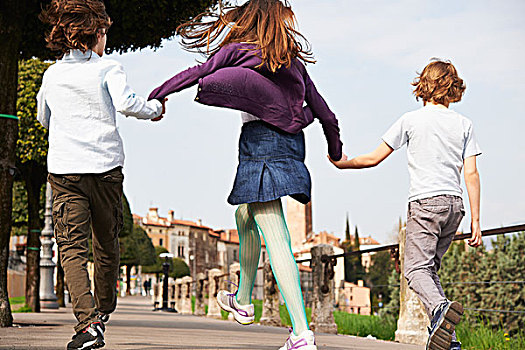 孩子,男孩,破旧,姐妹,行进,公园,威尼斯省,意大利
