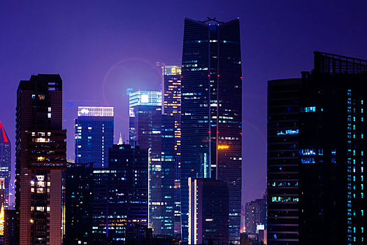 中国最繁荣的城市上海市,上海市的夜景绚烂魅力