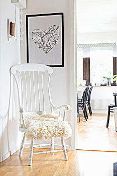白色,木椅,高,靠背,毛皮,垫子,角,风景,餐厅,敞门,一个