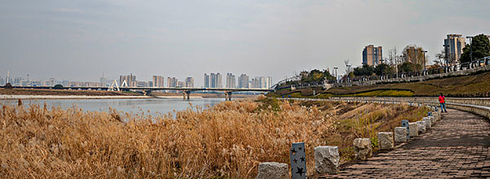 长沙九道湾公园浏阳河冬景