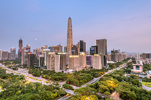 中国广东深圳cbd建筑和道路立交桥夜景