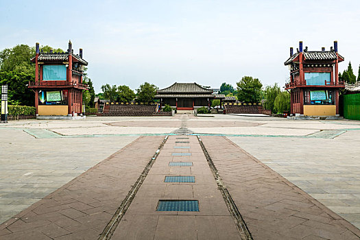 中国河南省开封铁塔公园