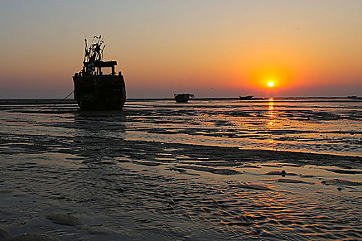 黄海日出