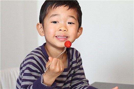 日本人,男孩,吃,草莓
