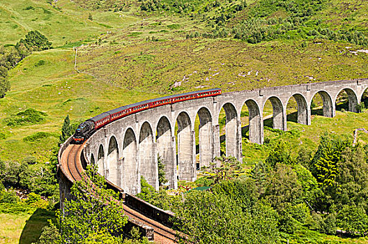 火车头,高架桥,拱形,铁路桥,西部,高地,线条,苏格兰,英国,欧洲