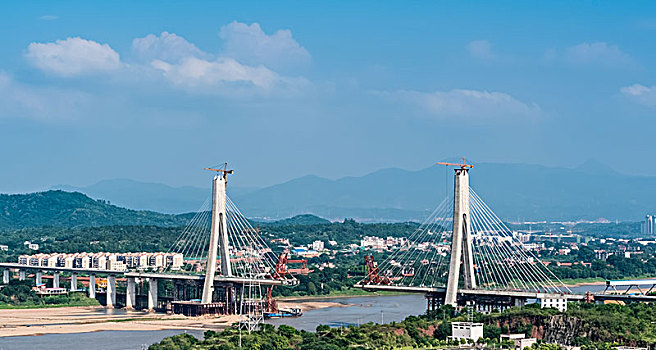 江西省赣州市赣江大桥建筑景观