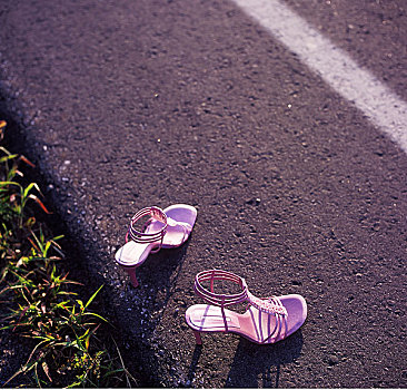 高跟鞋,道路