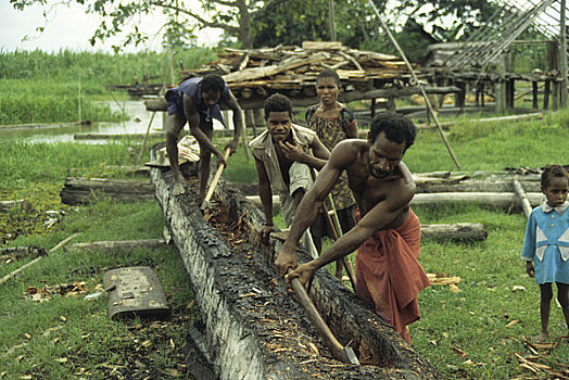 巴布亚新几内亚,河,男人,雕刻,独木舟,树干