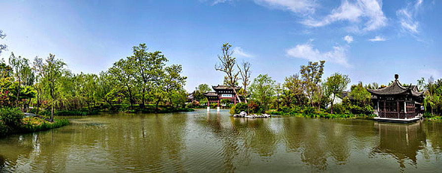 杨州瘦西湖湖上园林,锦泉花屿