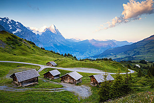 山,小屋,正面,攀升,艾格尔峰,日出,伯尔尼阿尔卑斯山,瑞士