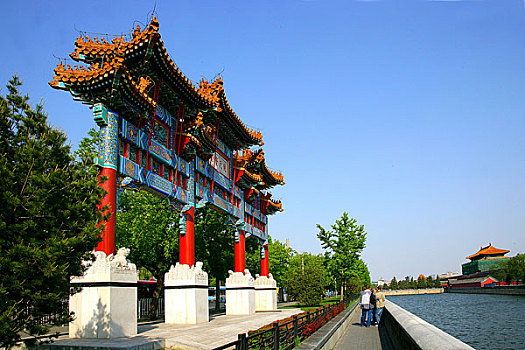 北京故宫博物院紫禁城筒子河牌坊