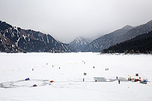 天山天池