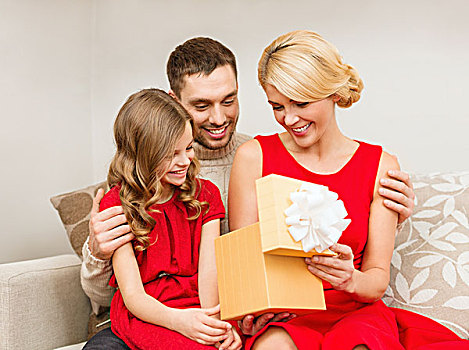 家庭,圣诞节,高兴,人,概念,幸福之家,打开,礼盒