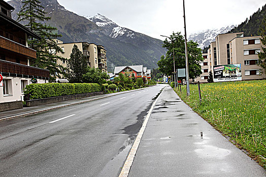 瑞士小镇的路
