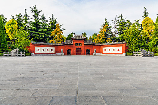 河南省洛阳市洛龙区白马寺,中国第一古刹,世界著名伽蓝