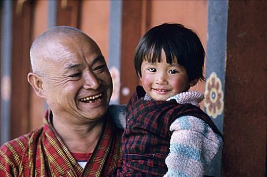 不丹,肖像,微笑,不丹人,男人,拿着,孩子