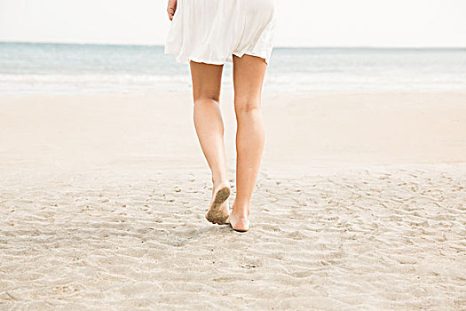 时髦,女人,走,沙子,海滩