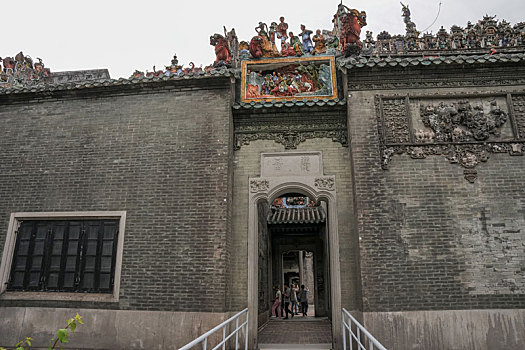 羊城广州阴天的陈家祠古建筑群特写