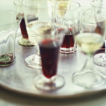 玻璃杯,红色,白色,葡萄酒,托盘