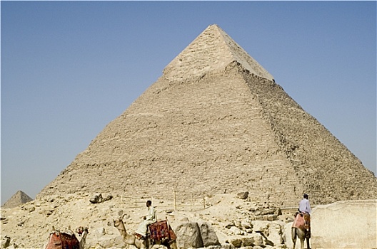 卡夫拉,金字塔