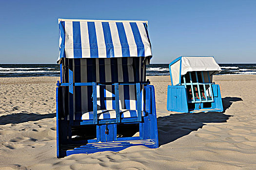 蓝色,白色,屋顶,海滩藤椅,海滩,靠近,梅克伦堡前波莫瑞州,德国,欧洲