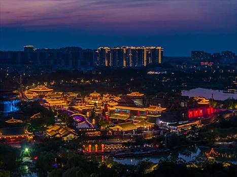 航拍河南开封清明上河园夜景,清明上河图复刻主题乐园,北宋民俗风情市井文化,宋代历史文化主题公园