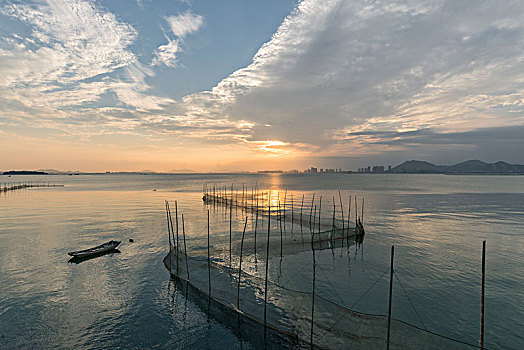 厦门海边渔村黄昏风景