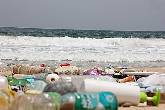 海滩垃圾