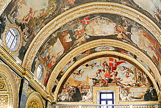 圣约翰大教堂穹顶上的壁画