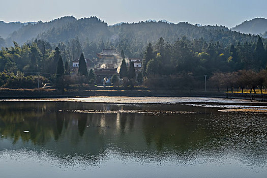 树,蓝,背景,池塘,倒影,烟,枯枝,寺庙,太阳,阳光,水,岸,淤泥,泥潭,村庄,山岗