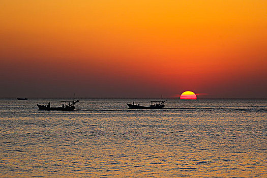 黄海日出盛景