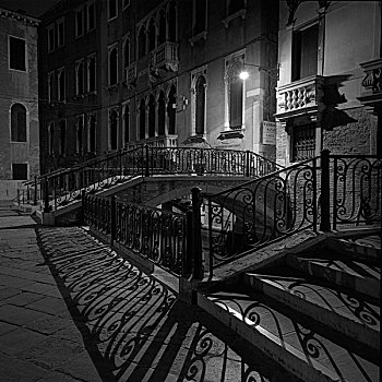 栏杆,错综复杂,影子,威尼斯,街道,夜晚,意大利
