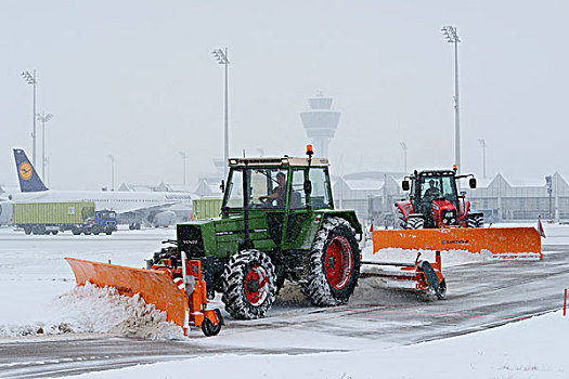 雪,冬天,拖拉机,飞机,控制塔,1号航站楼,西部,围裙,慕尼黑机场,巴伐利亚,德国,欧洲