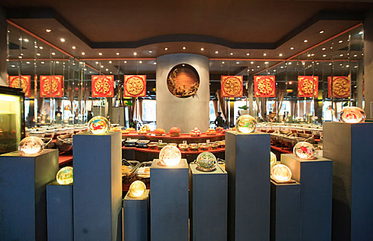 大厅,宽敞,明亮,玻璃,透明,餐厅,餐桌,餐具,桌椅,椅子,酒店,饭店,室内