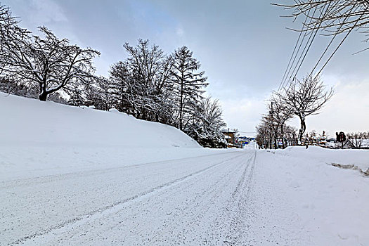 冰雪路面